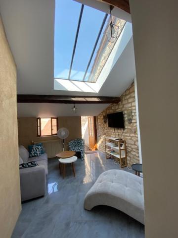 Appartement La Mansarde De L Abbaye à Cluny Extérieur photo