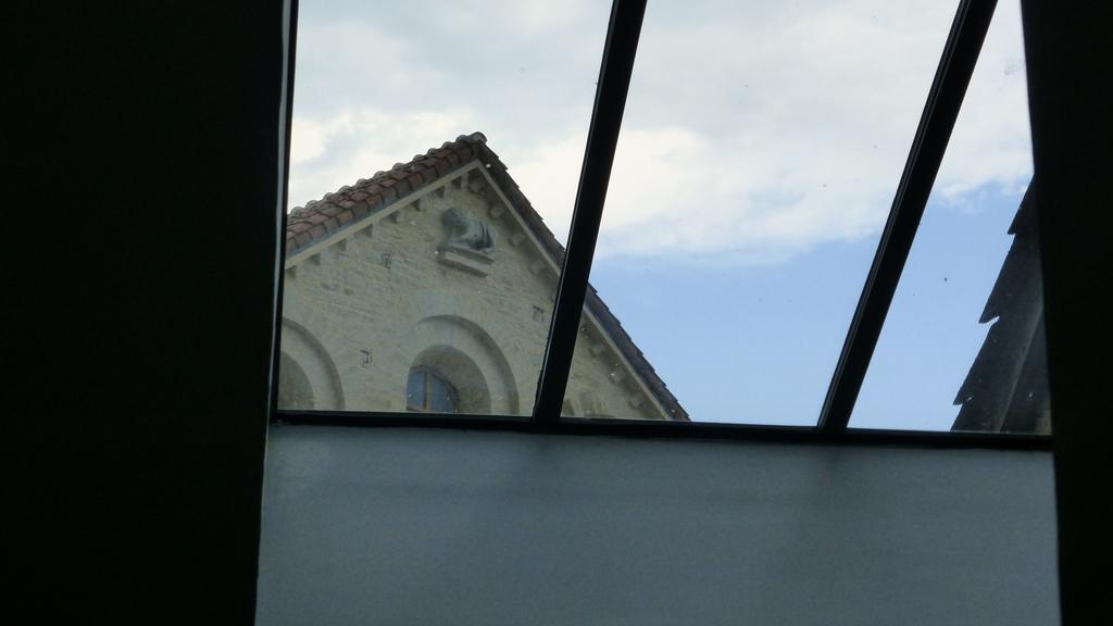 Appartement La Mansarde De L Abbaye à Cluny Chambre photo